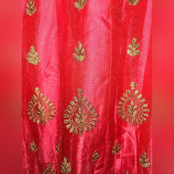 Sangeet Outfit for Guest - Picture 2 of 13